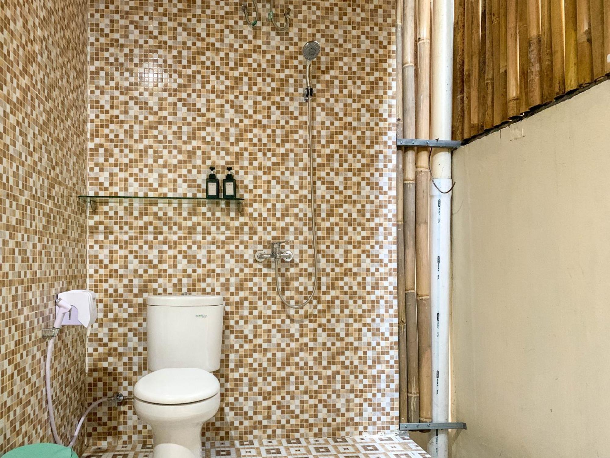 Candra Loka Studio & Apartment By The Loka 科洛布坎 外观 照片